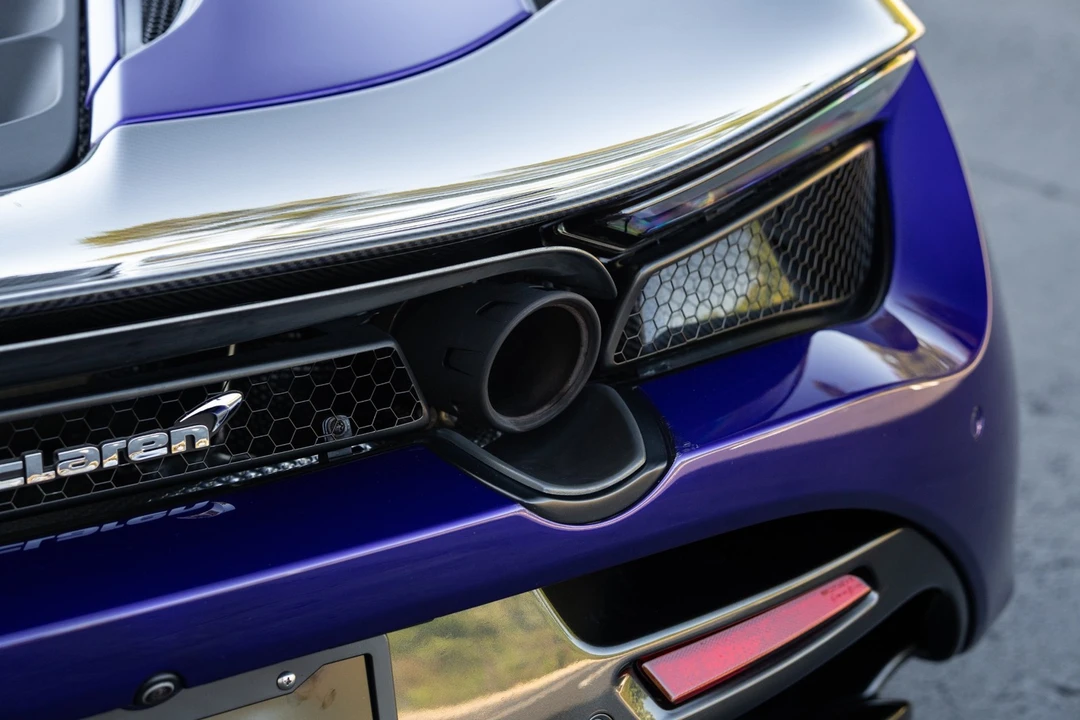 2020 McLaren 720S - Image 18 of 21