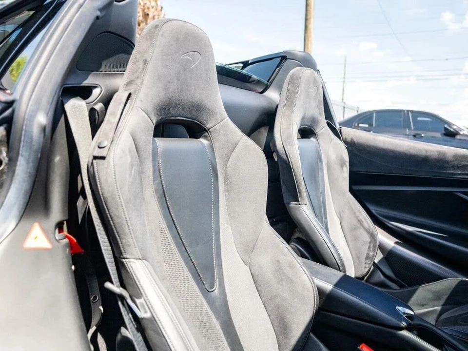 2020 McLaren 720S - Image 19 of 31