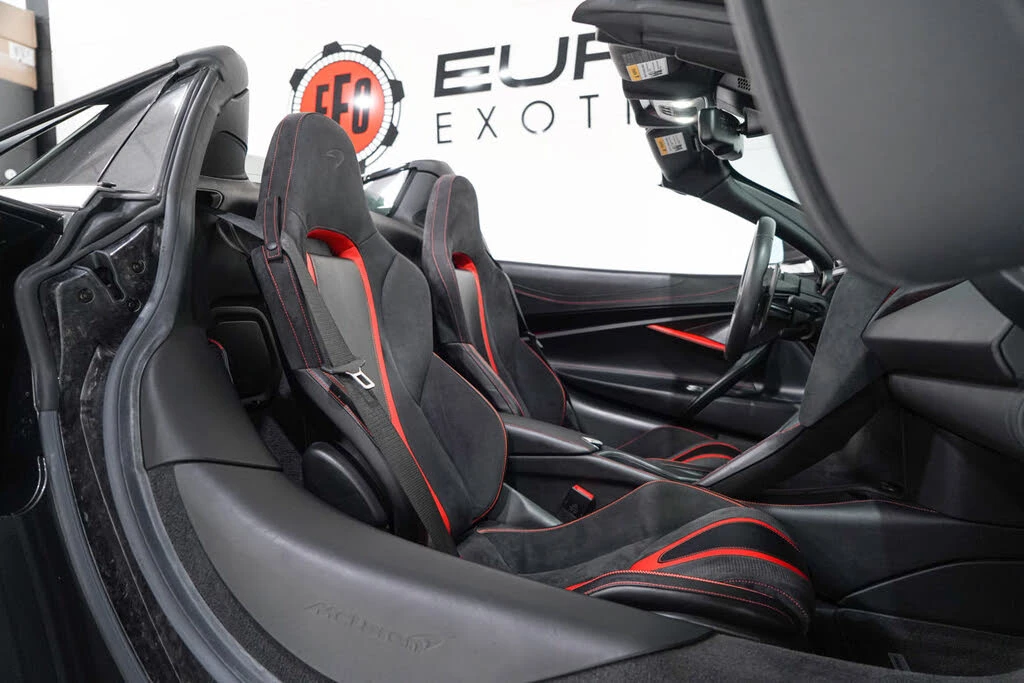 2020 McLaren 720S - Image 15 of 31