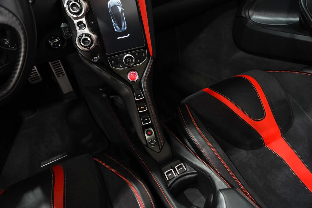 2020 McLaren 720S - Image 12 of 31