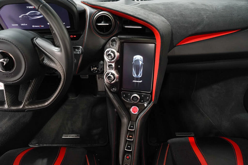 2020 McLaren 720S - Image 11 of 31