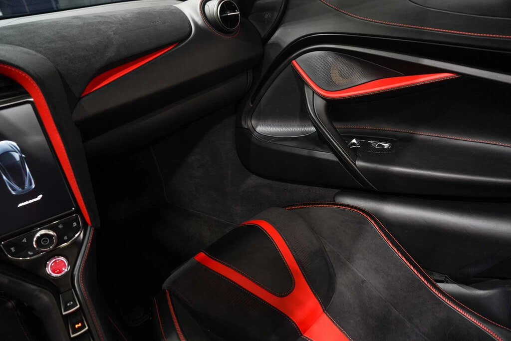 2020 McLaren 720S - Image 13 of 31