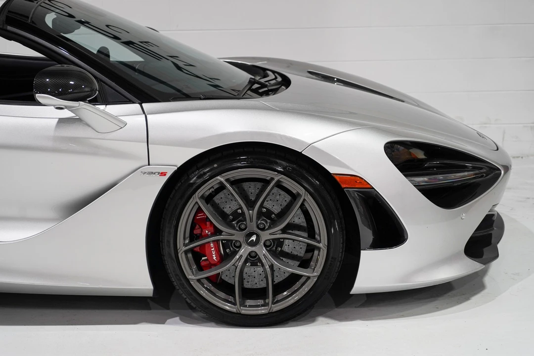 2020 McLaren 720S - Image 21 of 31