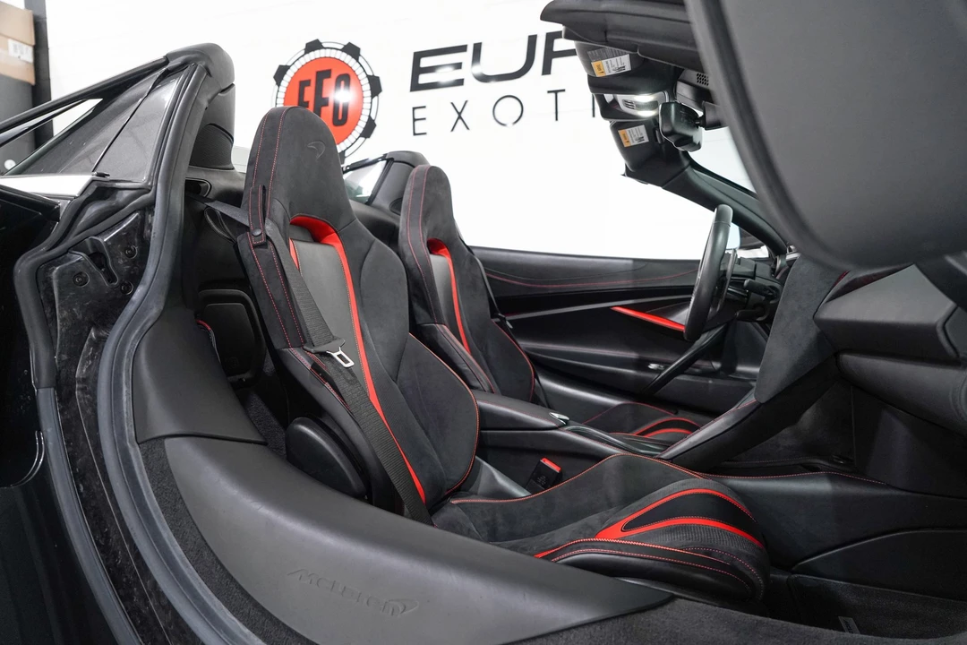 2020 McLaren 720S - Image 15 of 31