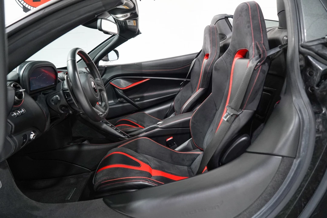 2020 McLaren 720S - Image 8 of 31