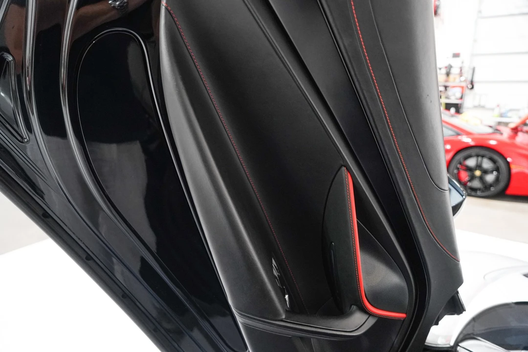 2020 McLaren 720S - Image 19 of 31