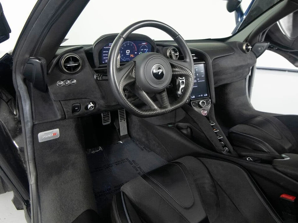 2020 McLaren 720S - Image 16 of 31