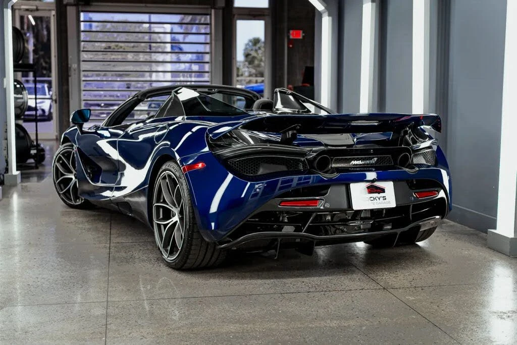 2020 McLaren 720S - Image 8 of 31