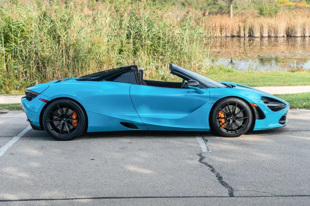 2020 McLaren 720S - Image 17 of 21