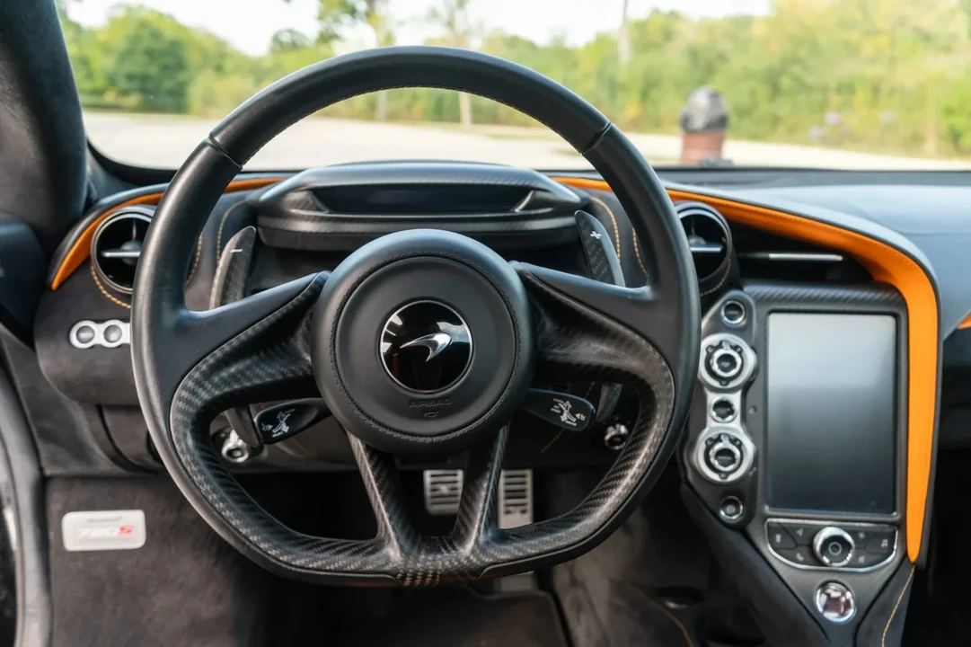 2020 McLaren 720S - Image 19 of 21