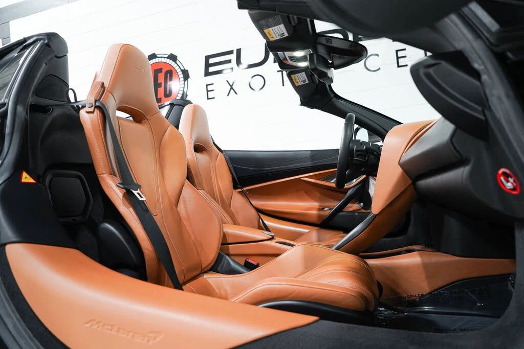 2020 McLaren 720S - Image 8 of 31
