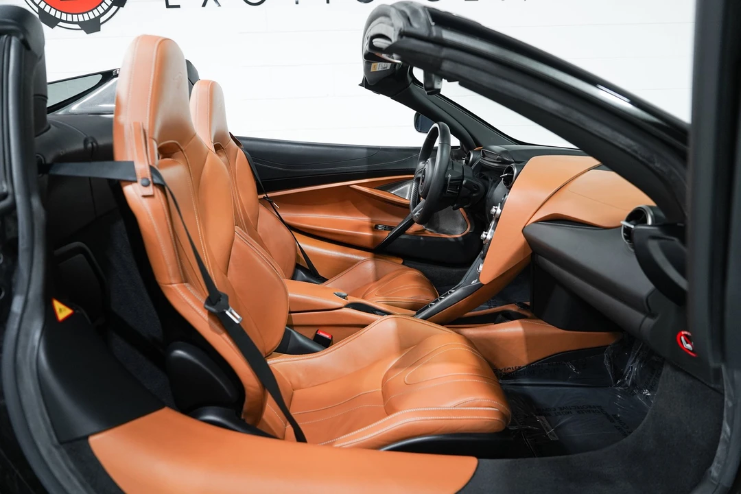 2020 McLaren 720S - Image 7 of 31