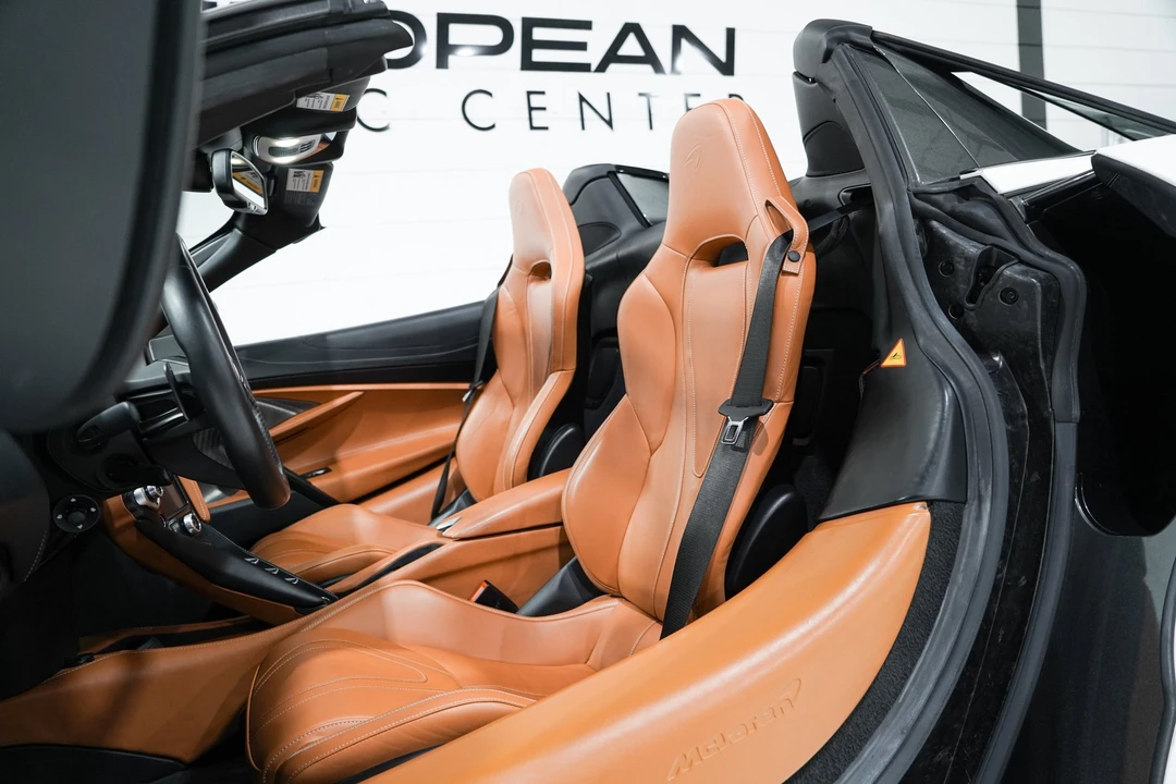 2020 McLaren 720S - Image 29 of 31