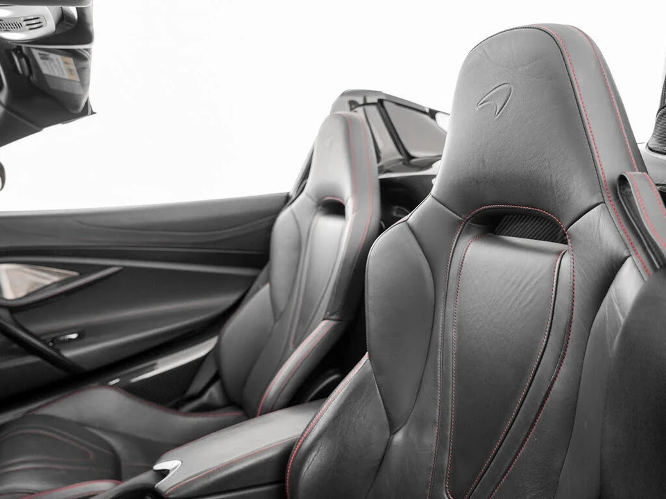 2020 McLaren 720S - Image 13 of 31