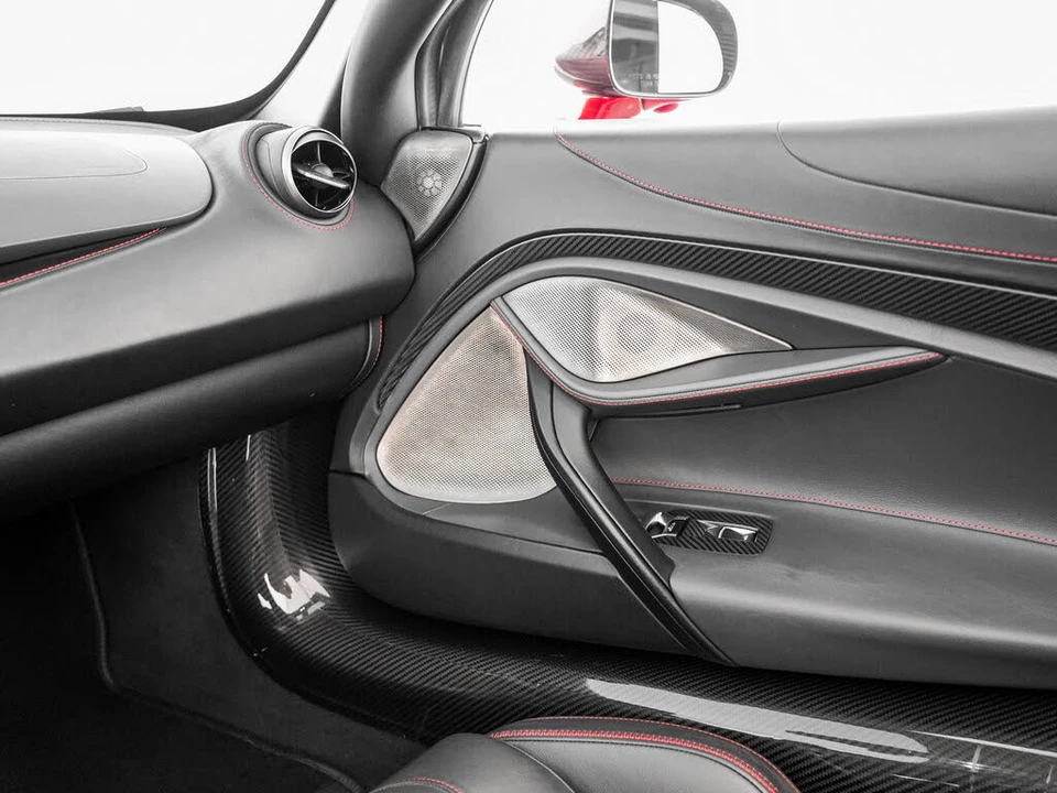 2020 McLaren 720S - Image 11 of 31