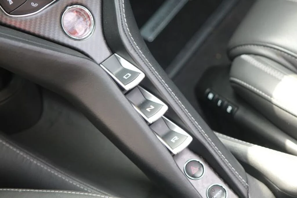 2020 McLaren 720S - Image 25 of 31