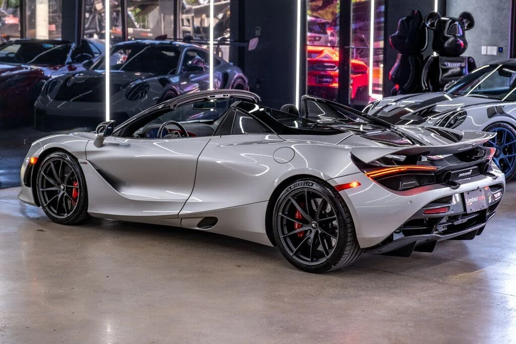 2020 McLaren 720S - Image 2 of 31