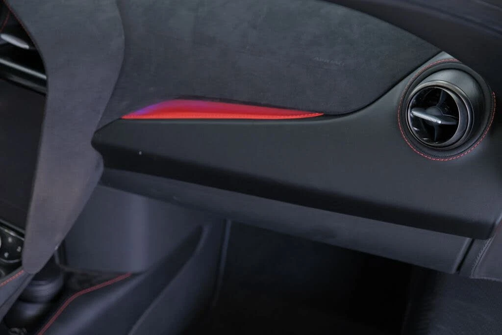 2020 McLaren 720S - Image 15 of 31