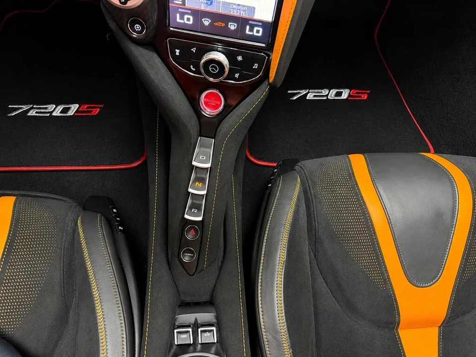 2020 McLaren 720S - Image 25 of 31