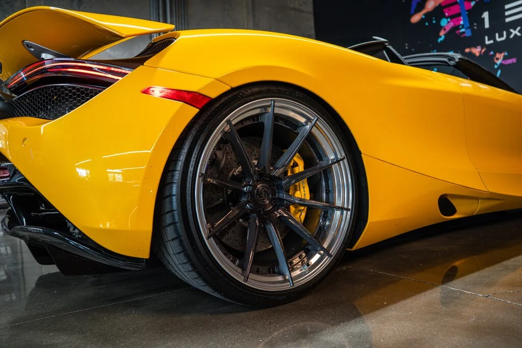 2020 McLaren 720S - Image 14 of 21