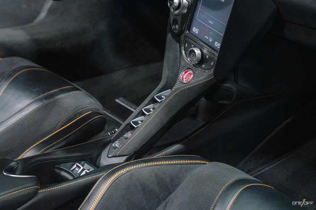 2020 McLaren 720S - Image 28 of 31