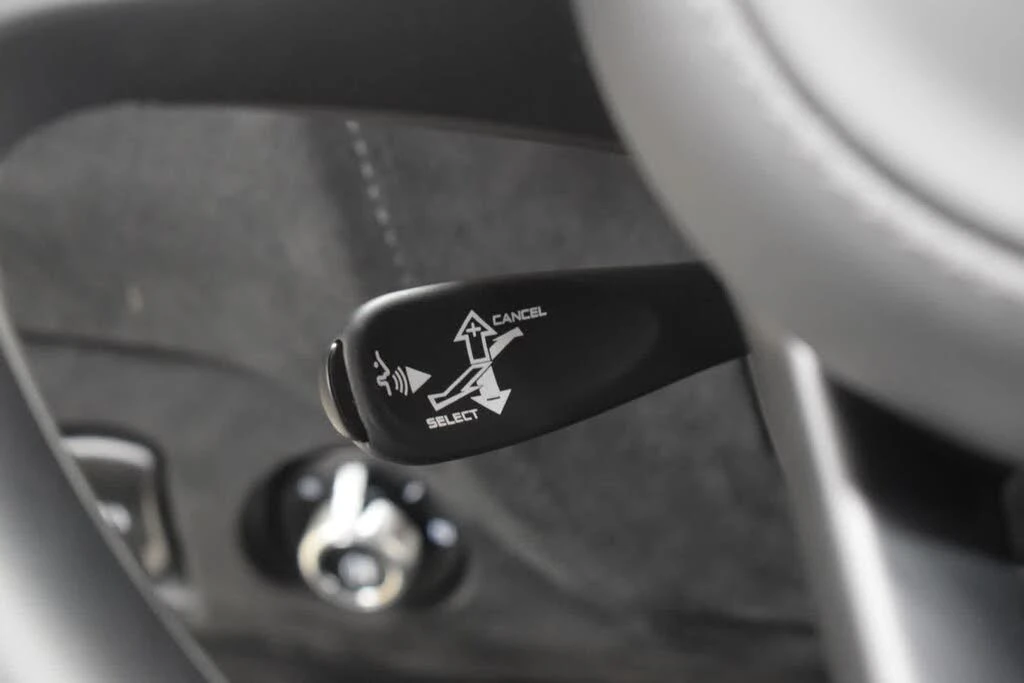 2020 McLaren 720S - Image 25 of 31
