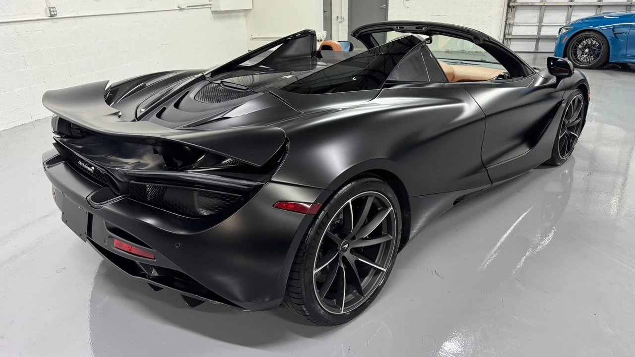 2020 McLaren 720S Spider - Image 16 of 21