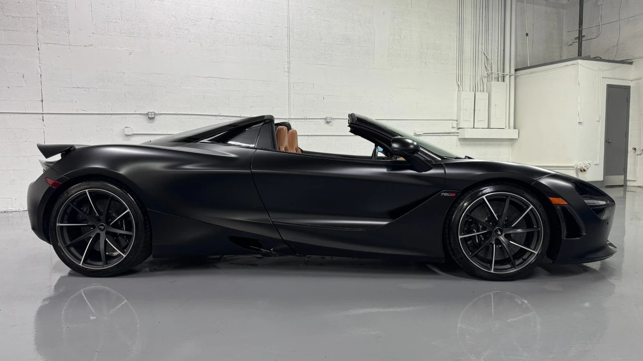 2020 McLaren 720S Spider - Image 11 of 21