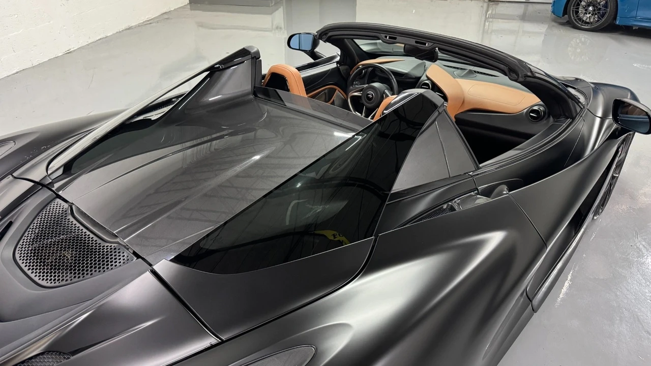 2020 McLaren 720S Spider - Image 13 of 21