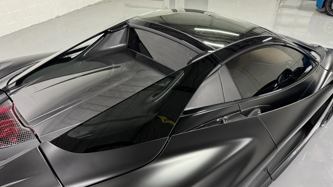2020 McLaren 720S Spider - Image 14 of 21