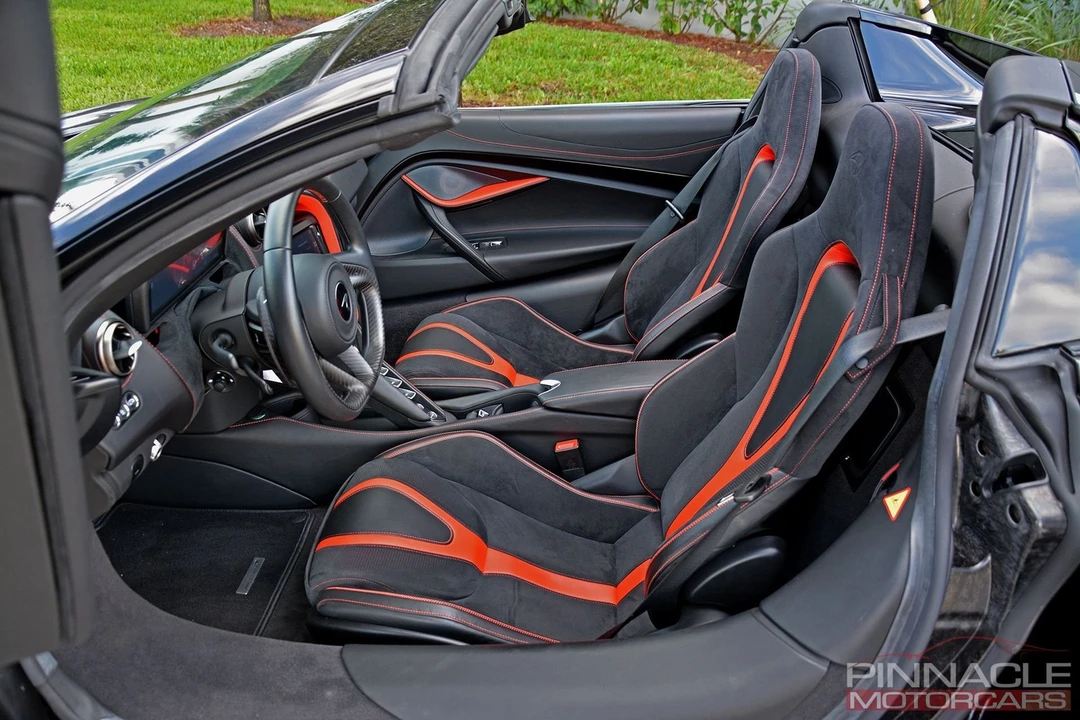2020 McLaren 720S Spider - Image 17 of 21