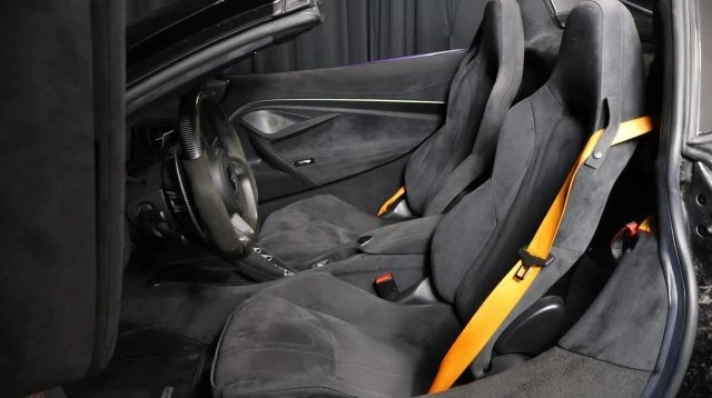 2020 McLaren 720S Spider - Image 18 of 24