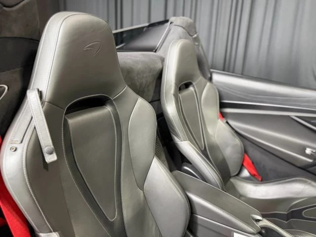 2020 McLaren 720S Spider - Image 17 of 21