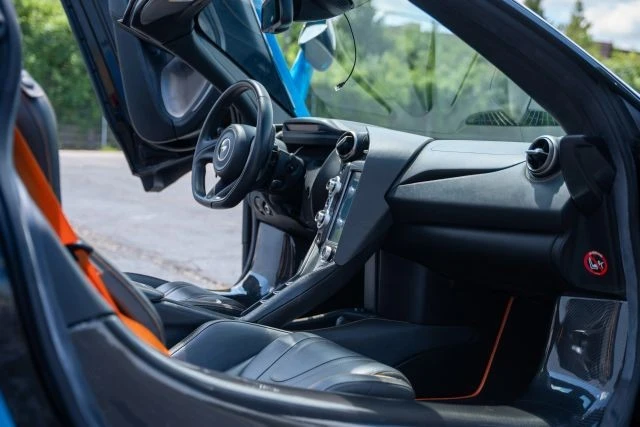 2020 McLaren 720S Spider - Image 17 of 21