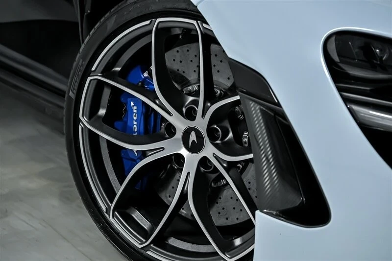 2020 McLaren 720S Spider - Image 4 of 21