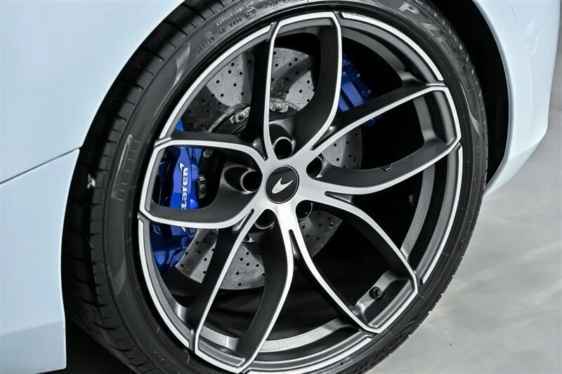 2020 McLaren 720S Spider - Image 19 of 21