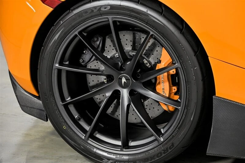 2020 McLaren 720S Spider - Image 15 of 31