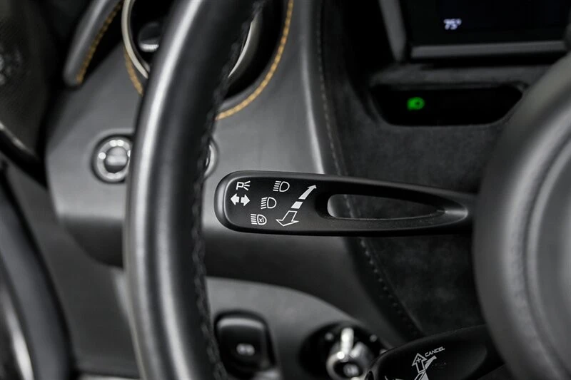 2020 McLaren 720S Spider - Image 26 of 31