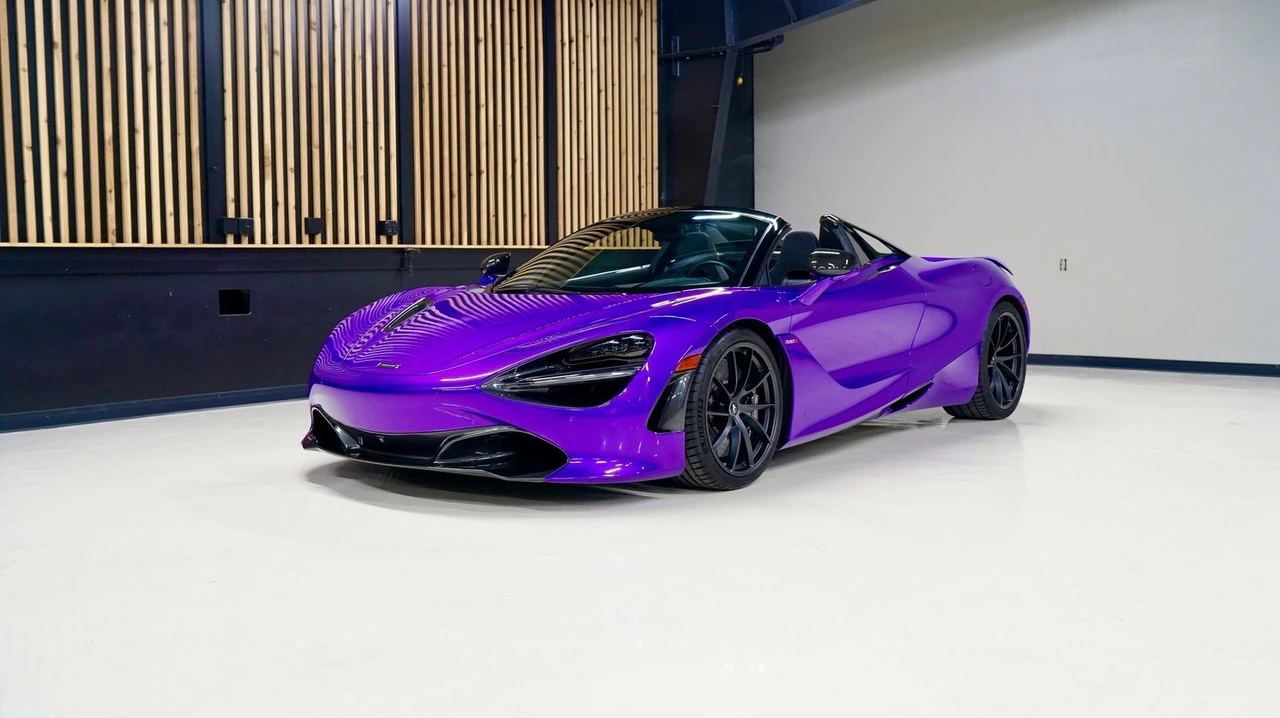 2020 McLaren 720S Spider - Image 2 of 24