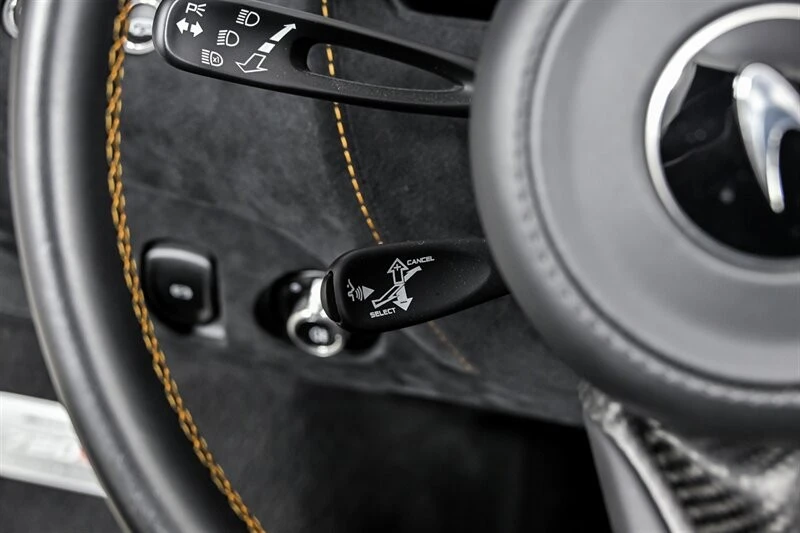 2020 McLaren 720S Spider - Image 26 of 31