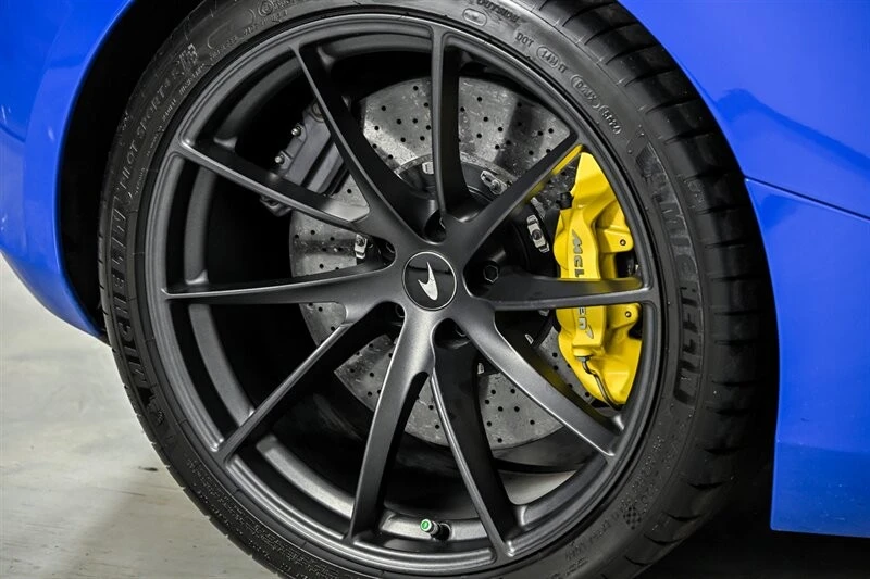 2020 McLaren 720S Spider - Image 23 of 31