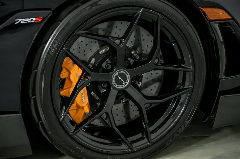 2020 McLaren 720S Spider - Image 15 of 31