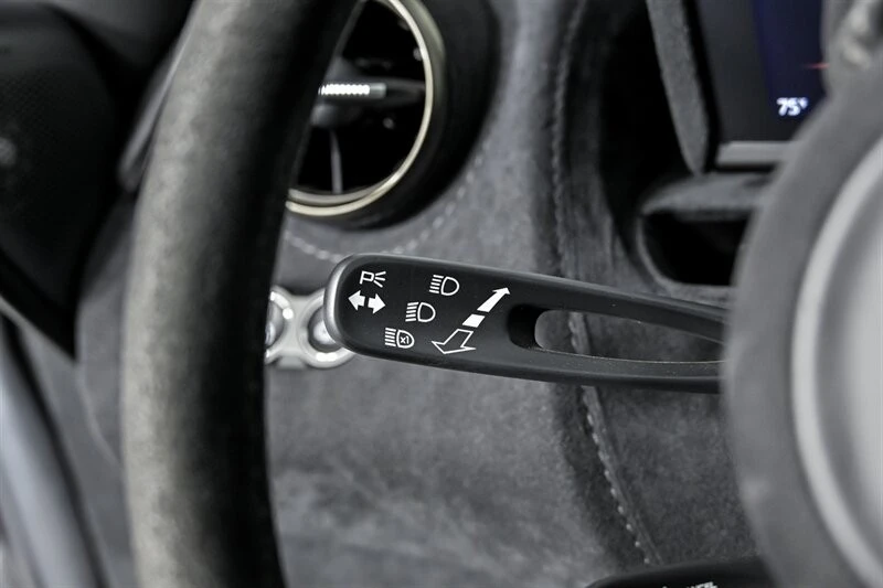 2020 McLaren 720S Spider - Image 26 of 31