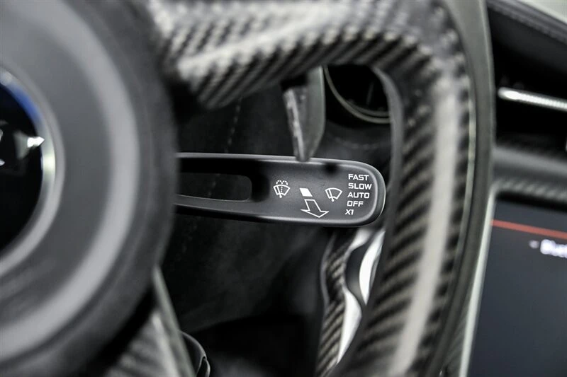 2020 McLaren 720S Spider - Image 28 of 31