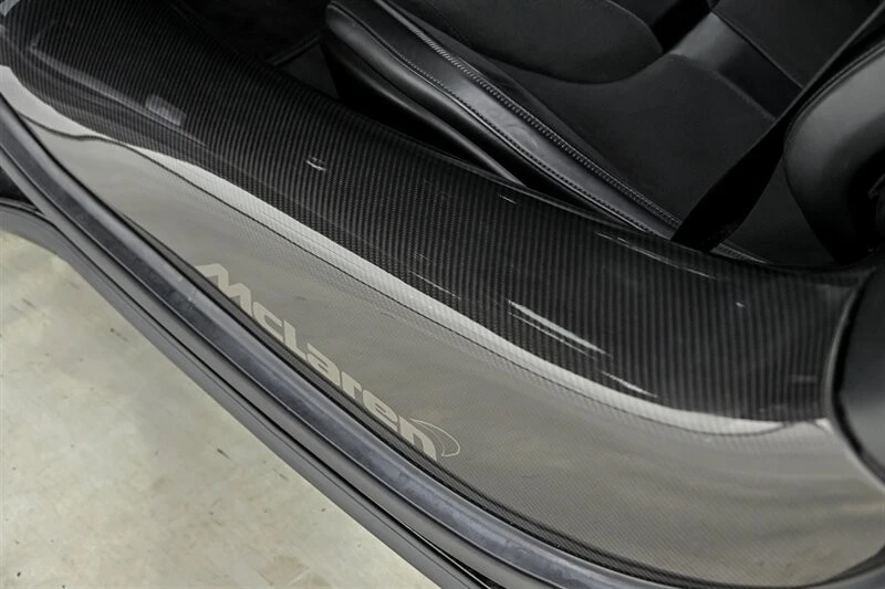 2020 McLaren 720S Spider - Image 23 of 31