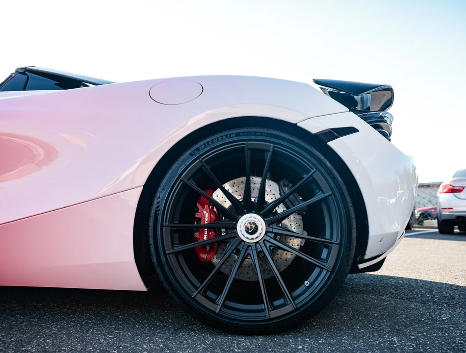 2020 McLaren 720S Spider - Image 7 of 12