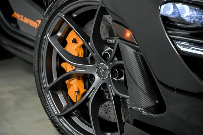 2020 McLaren 720S Spider - Image 4 of 31