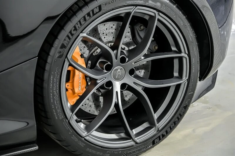 2020 McLaren 720S Spider - Image 25 of 31
