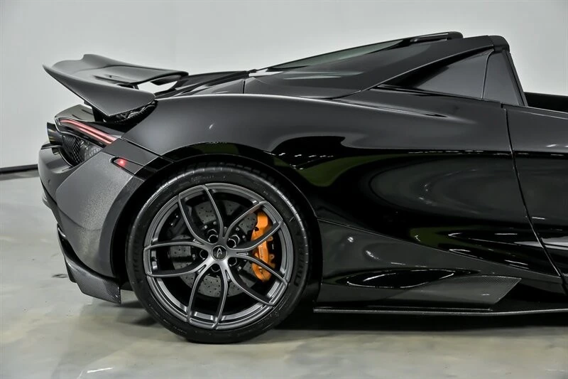 2020 McLaren 720S Spider - Image 17 of 31
