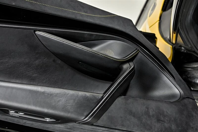 2020 McLaren 720S Spider - Image 22 of 31